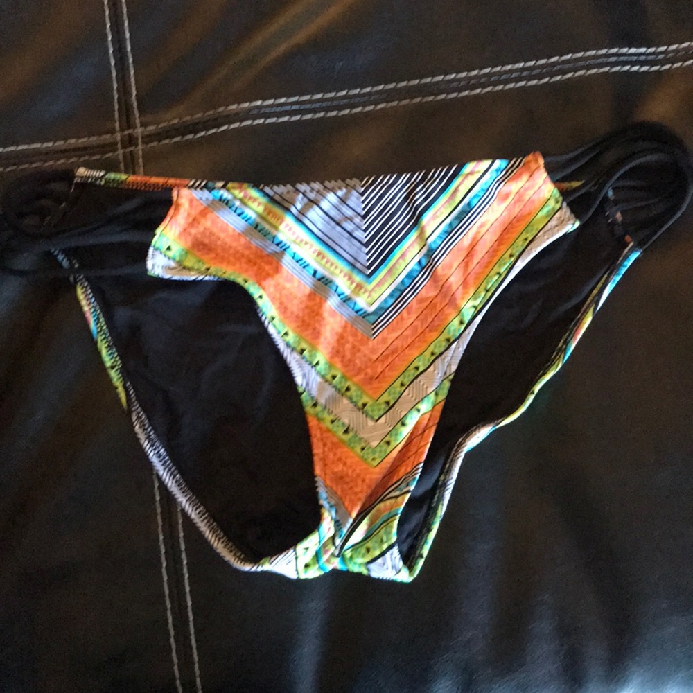 Bikini bottoms